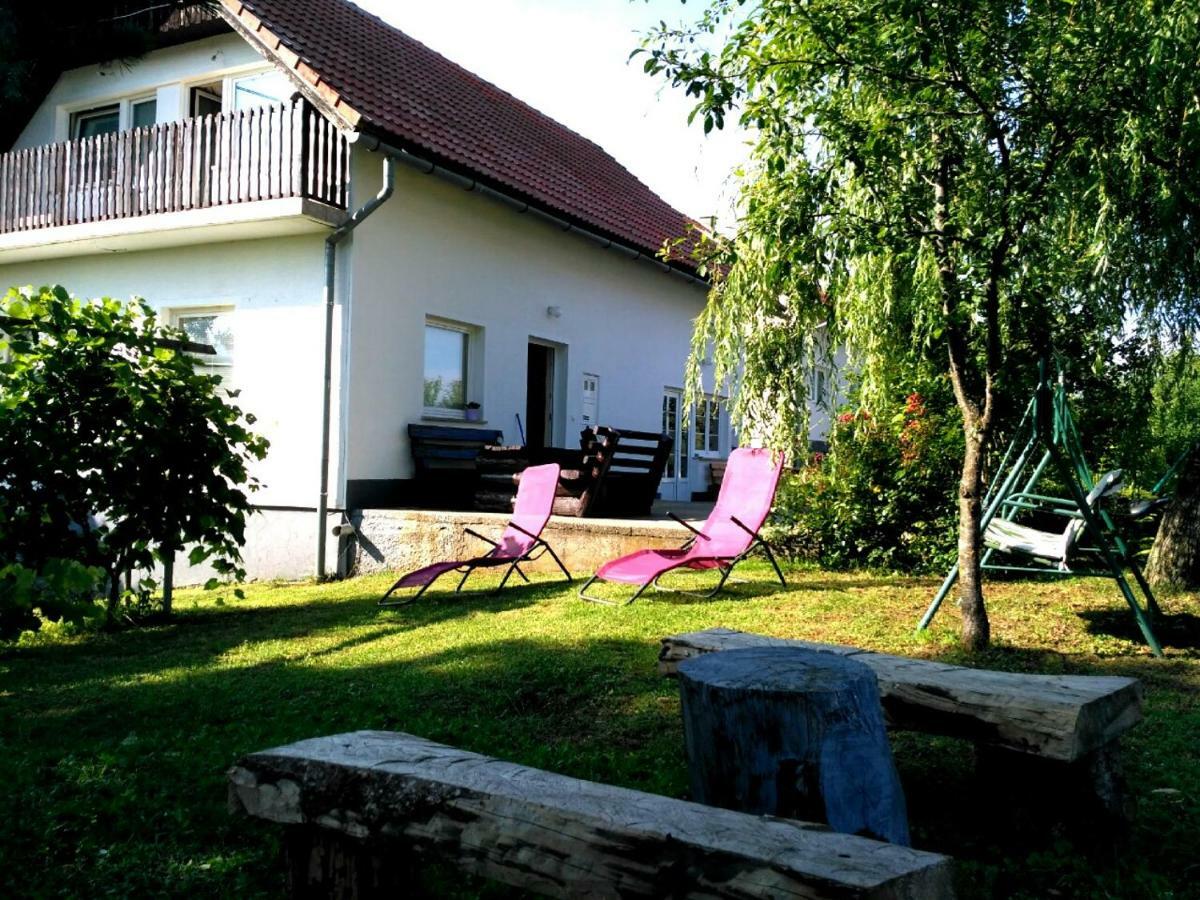 Guest House First Stop Rakovica Εξωτερικό φωτογραφία