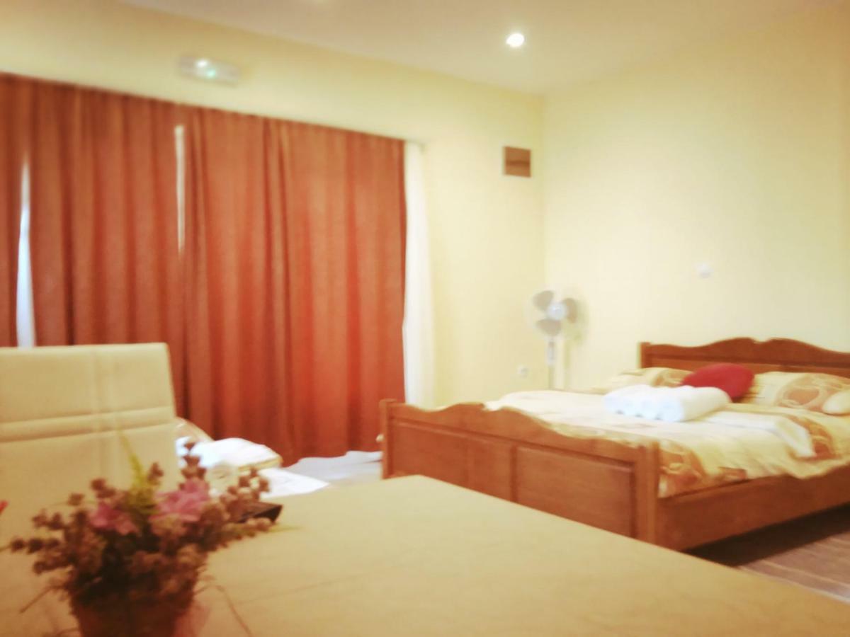 Guest House First Stop Rakovica Εξωτερικό φωτογραφία